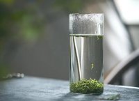 中國茶葉的三大類： 綠茶、紅茶、烏龍茶